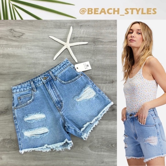 🔆BILLABONG🔆 HOW BOUT THAT JEAN SHORTS - Picture 1 of 13